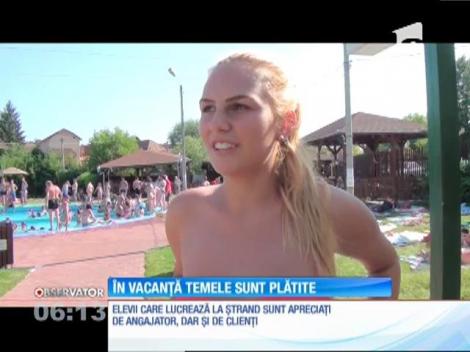 Tot mai mulţi adolescenţi îşi caută un loc de muncă sezonier în prima parte a verii