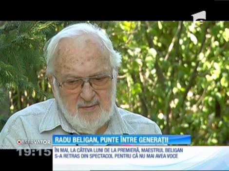 Sicriul cu trupul neînsufleţit al maestrului Radu Beligan, depus la capela bisericii Colţea