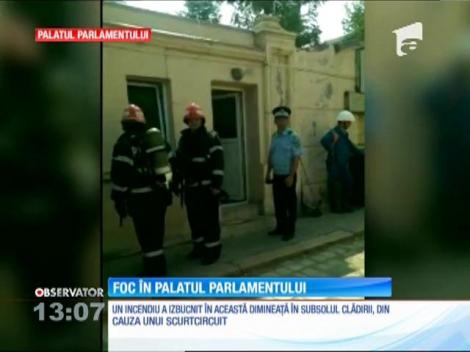 Foc în Palatul Parlamentului