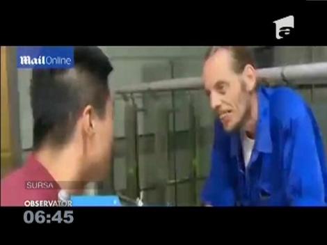 Un olandez şi-a aşteptat iubita zece zile, într-un aeroport din China, după ce și-au dat înâlnire pe internet. Cum s-a terminat totul?