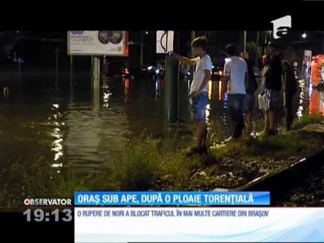 Orașul Brașov sub ape, după o ploaie torențială