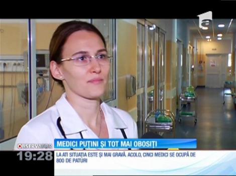 Guvernul le promite medicilor salarii mai mari şi bani în plus pentru gărzi