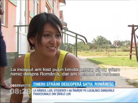 Tinerii străini descoperă satul românesc