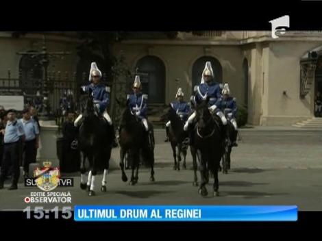 Funeralii emoționante la Palatul Regal. Preoţi ortodocşi, dar şi catolici s-au rugat pentru Regina Ana