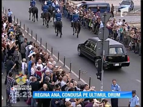 Funeralii Reginei Ana. Cortegiul funerar a pornit din Capitală spre Curtea de Argeş