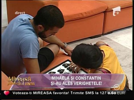 Se apropie ziua "Marelui DA". Mihaela şi Constantin şi-au ales verighetele!