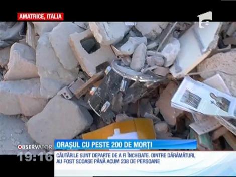 Cutremur violent în Italia. Români, printre salvatorii de la Amatrice