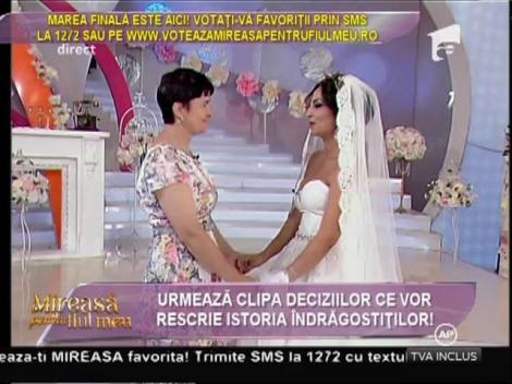 Mihaela o întreabă pe mama lui Constantin: "Vrei să-mi fii mamă?"