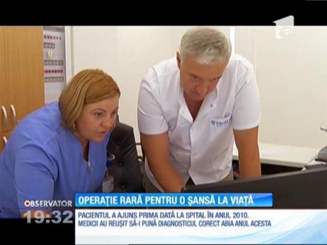 Un român cu o formă rară de cancer a trecut printr-o intervenţie chirurgicală inedită