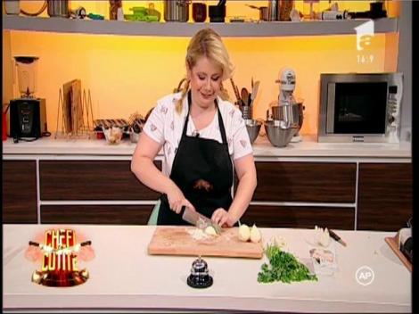 Alina: „M-au botezat acasă, în mașina de spălat"