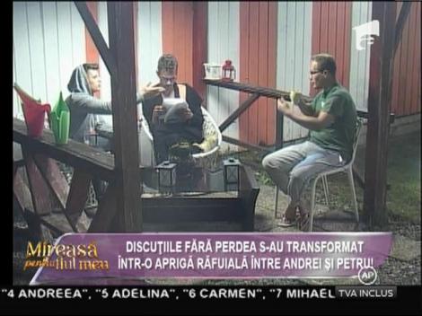 Un subiect incendiar a acaparat atenţia băieţilor!