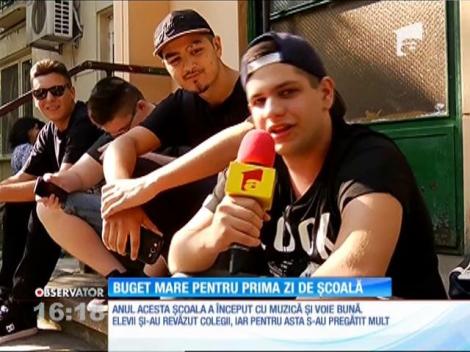 Prima zi de şcoală poate fi cea mai bună ocazie pentru elevii dornici să îşi etaleze cele mai scumpe haine. Vezi cât au costat ţinutele lor