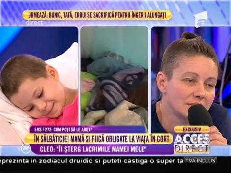 În sălbăticie! Mamă şi fiică obligate la viaţă în cort