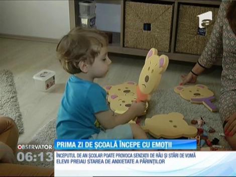 Sună clopoțelul! Prima zi de şcoală începe cu emoţii atât pentru elevi, cât și pentru părinți