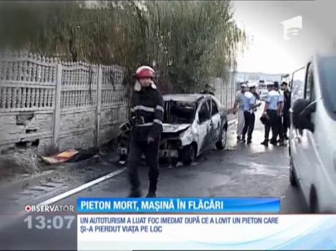 O maşină a luat foc imediat după ce a lovit un pieton