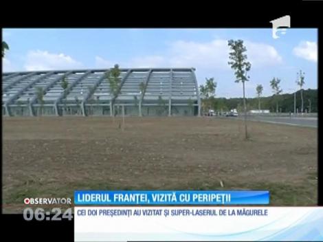 Francois Hollande, vizită cu peripeţii  în micul Paris