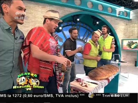 Pâine și... circ! Scuzați întârzierea, ”tovarășii inspectori” au declarat deschis anul școlar: ”Dragi elevi, dragi părinți, nici carte fără muncă, nici pastă fără dinți”