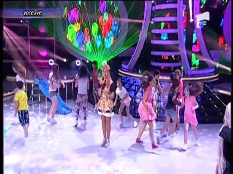 Nico se transformă în Delia - "Cine m-a făcut om mare"