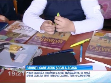 Lipsurile sistemului educaţional românesc dau naştere unei soluţii radicale, învăţământ făcut acasă