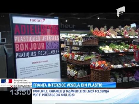 Franța interzice vesela din plastic
