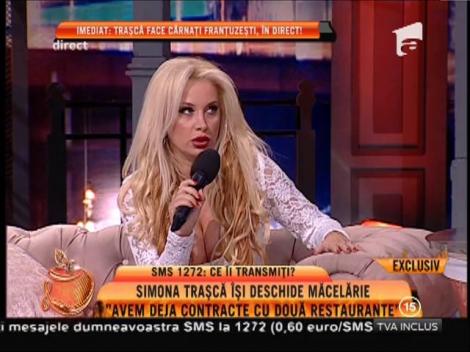 Simona Traşcă îşi deschide măcelărie! Blonda a făcut cârnaţi franţuzeşti, în direct!