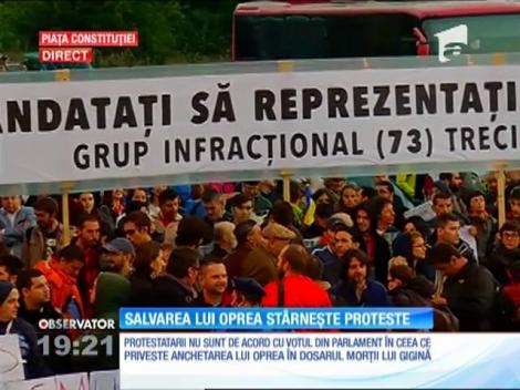 Proteste în București și în țară împotriva lui Gabriel Oprea