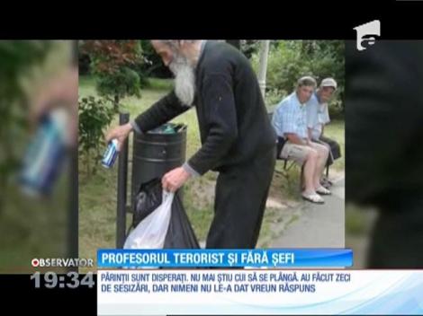 Profesorul acuzat de părinţi că-i terorizează pe elevi, pare să nu răspundă în faţa nimănui