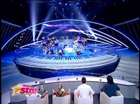 Micile majorete din trupa Funcky Dance au făcut senzaţie pe scena "Next Star"!