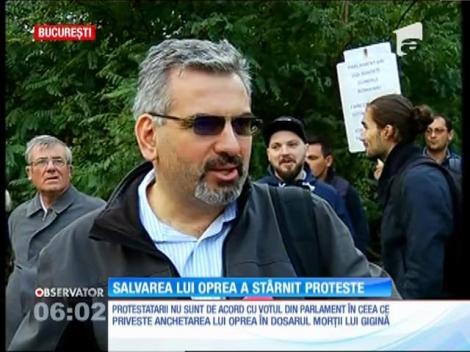 Proteste în toată ţara, după ce parlamentarii l-au scăpat pe Gabriel Oprea de anchetă, în dosarul morţii poliţistului Gigină