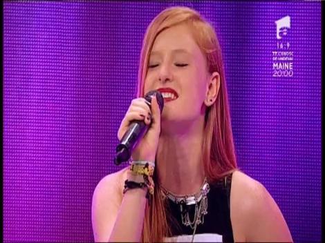 "Lupii". Vezi interpretarea Corinei Mureşan, la X Factor!