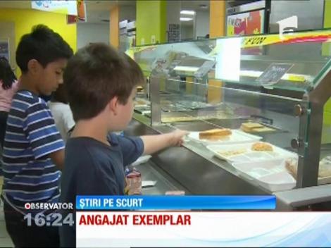 A mâncat alături de copii și a slăbit 40 de kilograme