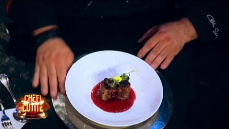 Cristi Șerb, câștigătorul primului sezon Chefi la cuțite, îi prepară clătite lui Cătălin Scărlătescu