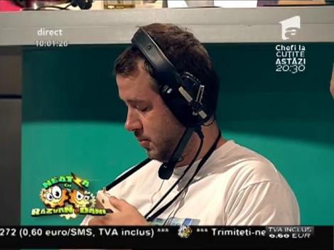 Cel mai trăsnit cadou! Puberu a rămas fără reacție