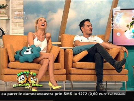 Bancul zilei. Omul de Neanderthal intră în peșteră și îi spune soției.....