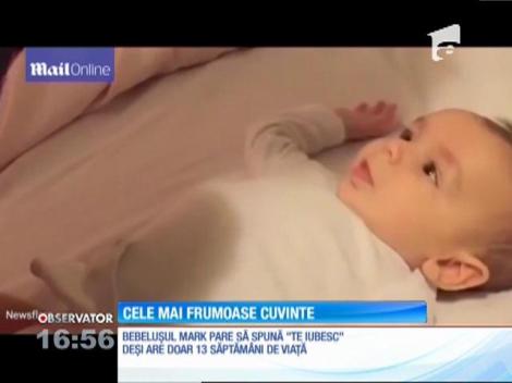 Un bebeluş a fost surprins în timp ce rostea "te iubesc" la nici trei luni
