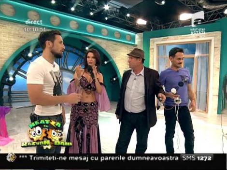 Inventatorul Liviu Minescu şi-a "testat" noua creaţie pe Deea Maxer