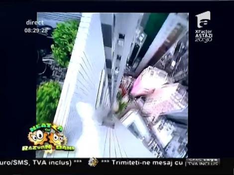 Smiley News: Îți taie răsuflarea. Nu te uita la aceste imagini dacă ai rău de înălțime!