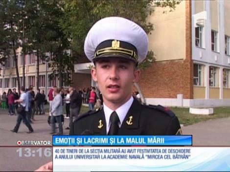 Emoţii şi lacrimi pentru părinţii bobocilor Academiei Navale "Mircea cel Bătrân" din Constanţa