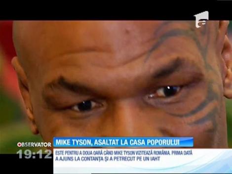 Marele Mike Tyson a intrat în cea mai mare casă din lume - Casa Poporului. Controversatului campion i s-a închis uşa în nas la Senat