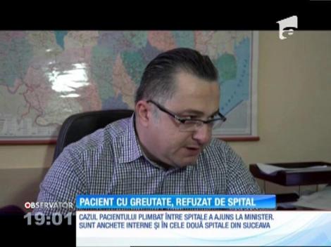 Un spital a lăsat un pacient obez să aştepte tratamentul în stradă. Oliver are 250 de kilograme şi unitatea medicală n-a avut un pat pe care să îl întindă