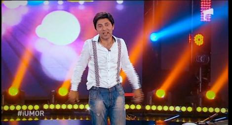 El este Ionel, zis și „idolul femeilor”! A făcut show de zile mari pe scenă! „Eu vara nu dorm, că nu am unde!”