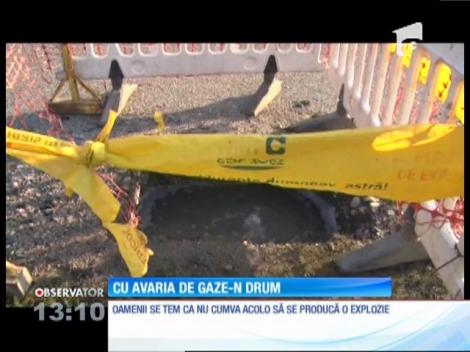 O ţeavă de gaze spartă le dă mari bătăi de cap localnicilor dintr-un din Dâmboviţa