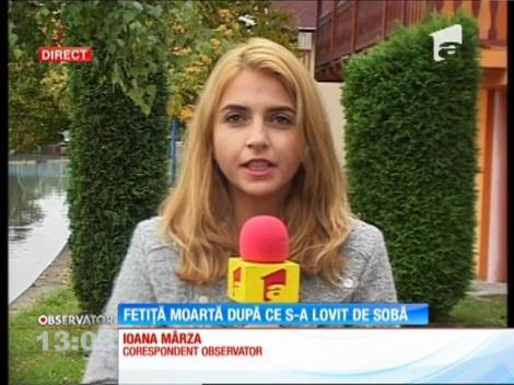 Fetiță moartă după ce s-a lovit cu capul de sobă
