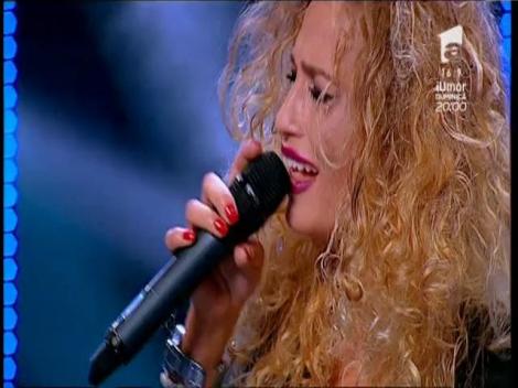 James Brown - "This is a man's world". Vezi aici cum cântă Ionaşcu Cristina Isabela la X Factor!