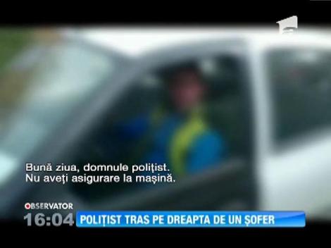 Așa ceva nu s-a mai întâmplat în România! Un poliţist a fost tras pe dreapta de un şofer. Fusese amendat, în urmă cu un an, de acesta