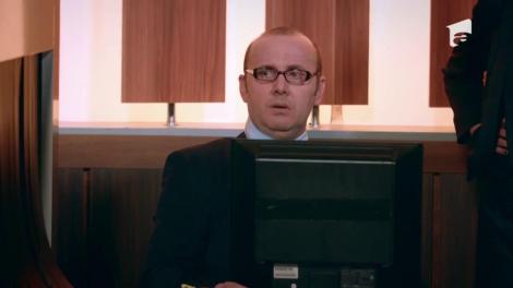 Cea mai bună metodă prin care poți să treci cu pistoalele prin aeroport!