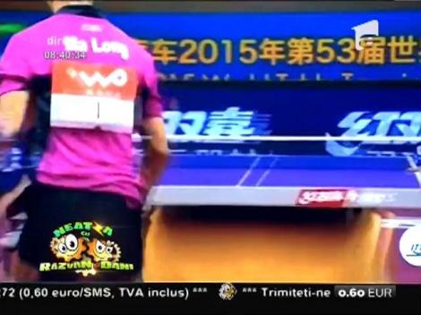 Smiley News: Cel mai tare meci de ping-pong