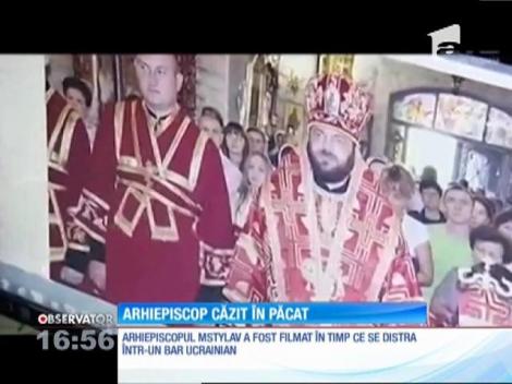 Un arhiepiscop ucrainean şi-a etalat mişcările de ninja, într-un bar