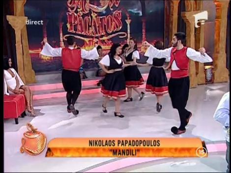 Nikolaos Papadopoulos: "Mandili"