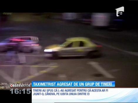 Un taximetrist din Râmnicu Sărat, la un pas să fie linşat de un grup de tineri băuţi